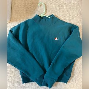Women’s Champion Cropped Sweatshirt